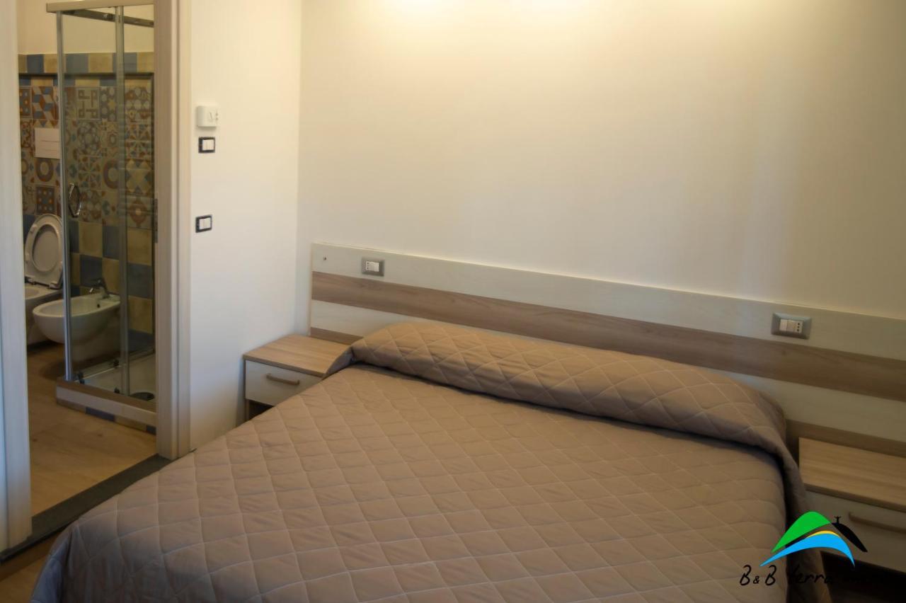 B&B Terra Mare เตร็คคินา ภายนอก รูปภาพ
